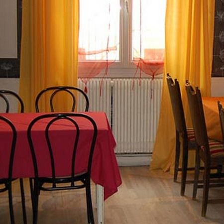 Hotel Des Jacobines Chalon sur Saone Esterno foto